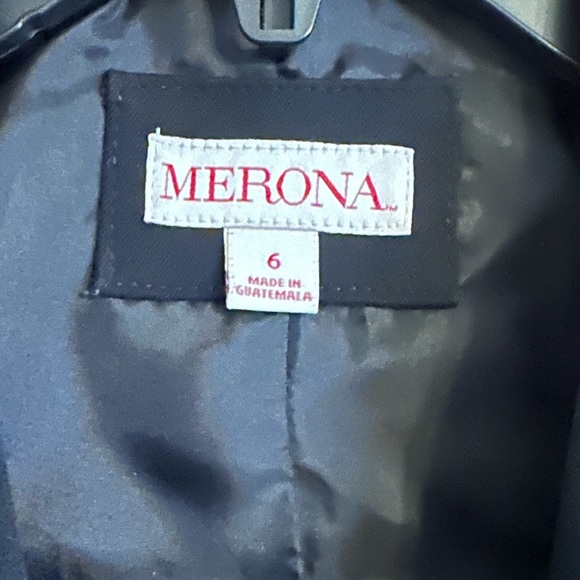 Merona - Women’s Black Suit Jacket/ Blazer - size 6 (s/m) - Picture 2 of 2
